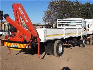 Crane truck